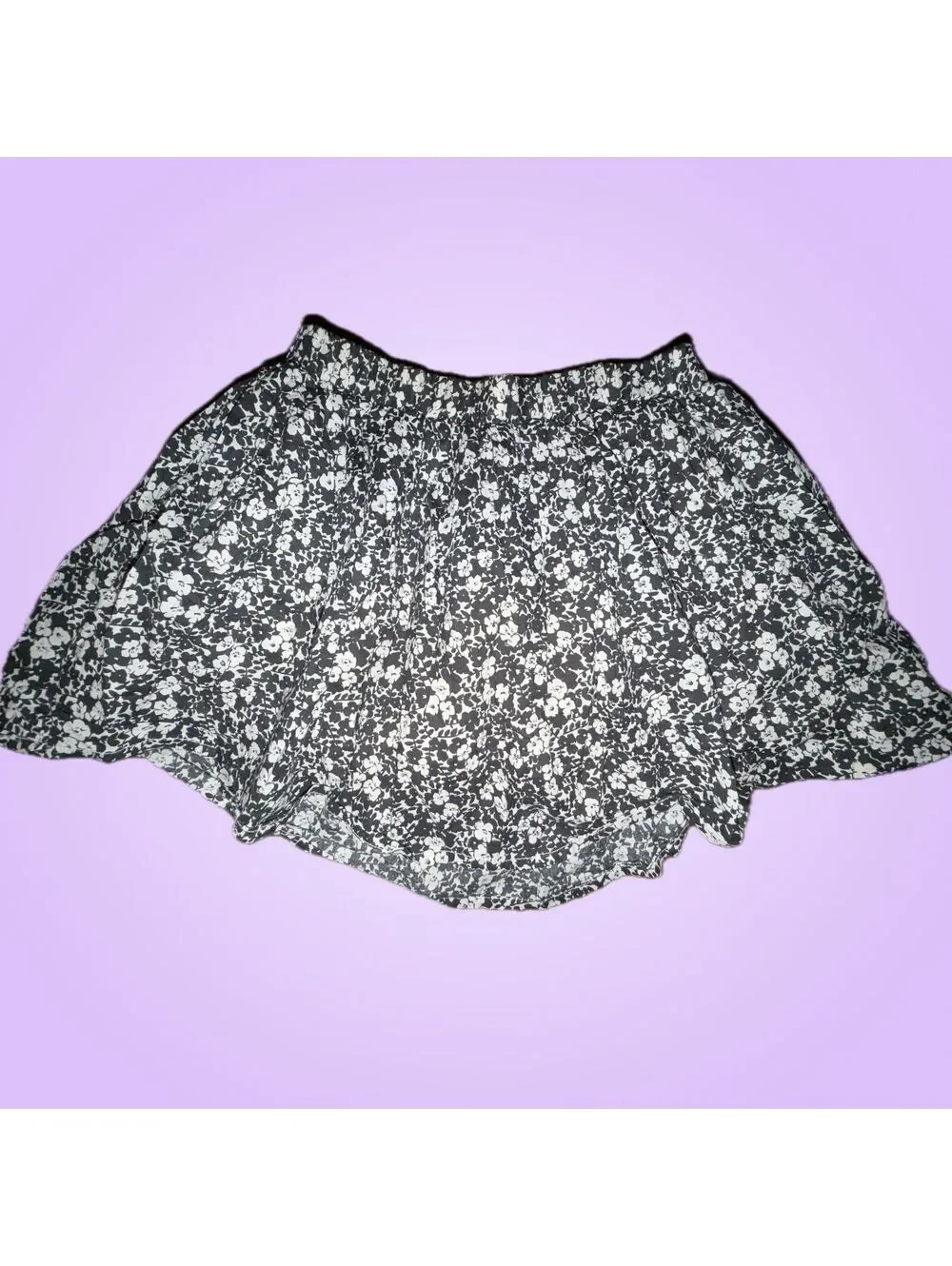 Gap Kids Girls Size Small 6/7 Gray and White Floral Skort